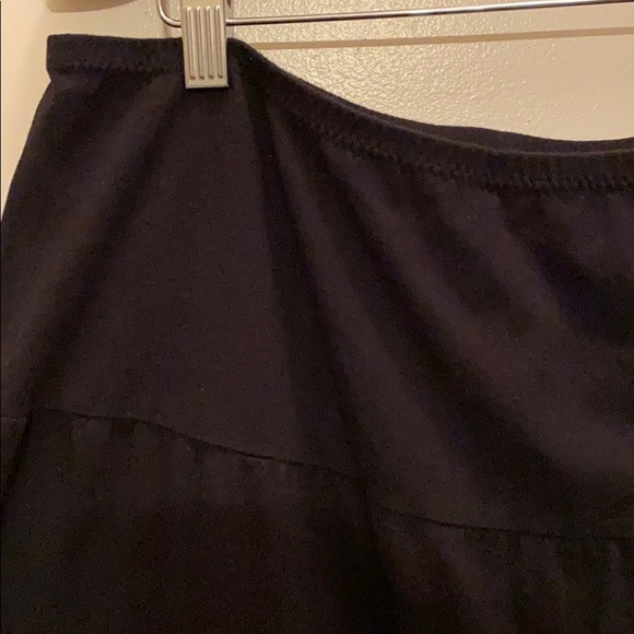 Avenue Black Skirt elastic waist size 14/16 black - Picture 5 of 10